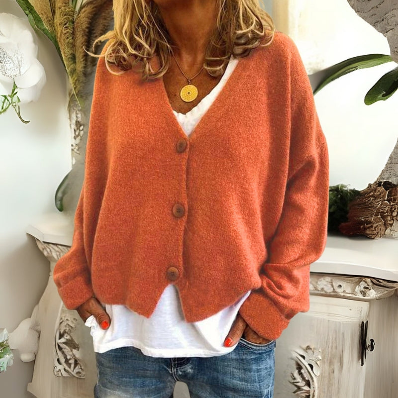 MIYA | CROPPED V-NECK CARDIGAN WITH ELEGANT TUMMY COVERAGE