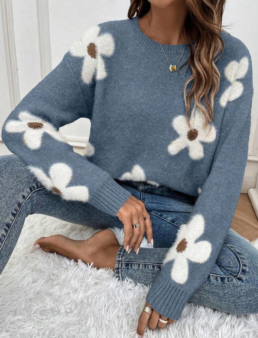 LINDSEY | ELEGANT FLORAL KNIT SWEATER WITH TUMMY COVERAGE